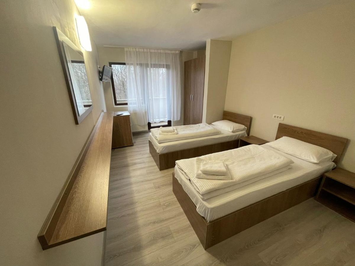 Hotel Le Baron Temeşvar Dış mekan fotoğraf