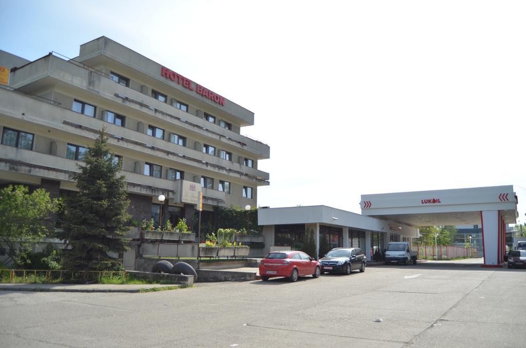 Hotel Le Baron Temeşvar Dış mekan fotoğraf