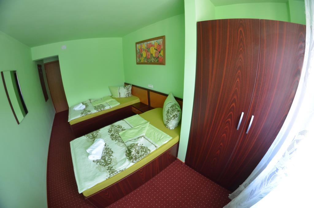 Hotel Le Baron Temeşvar Oda fotoğraf