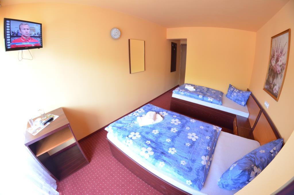 Hotel Le Baron Temeşvar Oda fotoğraf